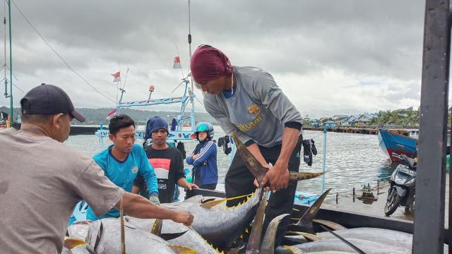 Tanggapi Permasalahan Nelayan Tidore, KKP Jamin Perizinan Berusaha Penangkapan Ikan Cepat dan Mudah