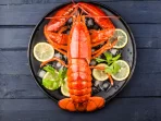 lemon-fresh-boston-lobster-ice_1205-9874