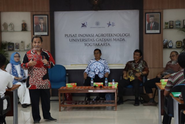 Pelatihan pemuliaan tanaman di UGM yang juga membahas prospek industri benih. (Dok.UGM)